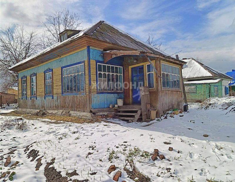 Дом, Кемеровская область, Осинники, Иркутская улица. Фото 1