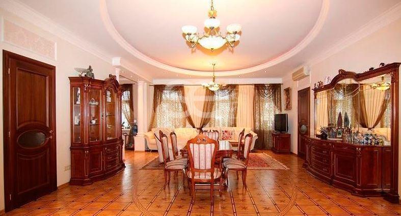6-комн. квартира, 410 м², 1/3 этаж
