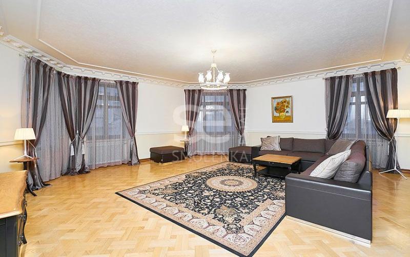 5-комн. квартира, 209 м², 5/13 этаж