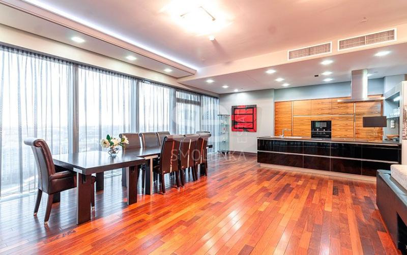 3-комн. квартира, 186 м², 24/73 этаж