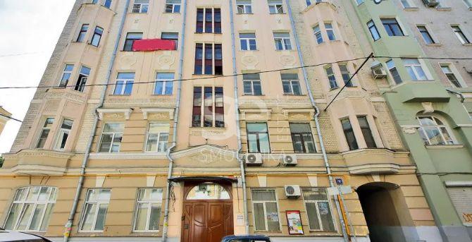 4-комн. квартира, 135 м², 3/6 этаж