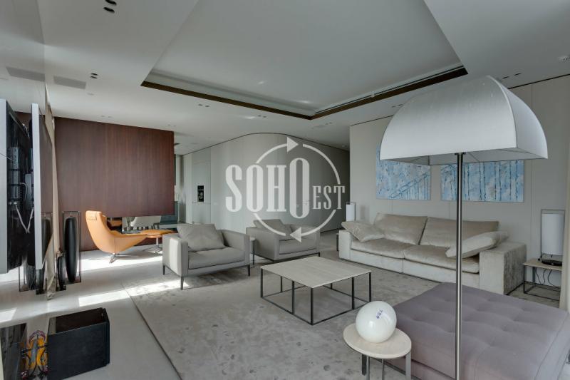 3-комн. квартира, 162 м², 47/47 этаж