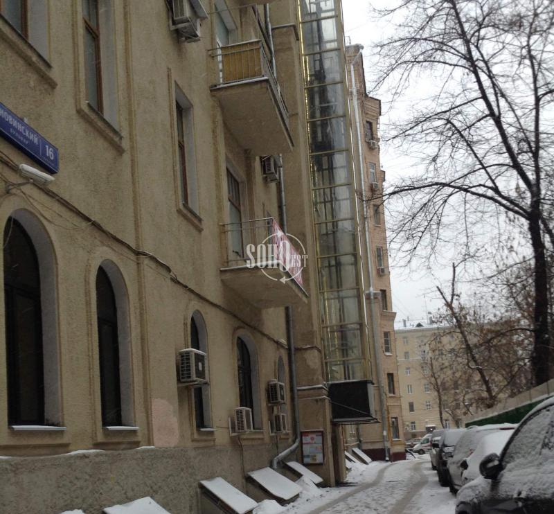4-комн. квартира, 144 м², 2/6 этаж