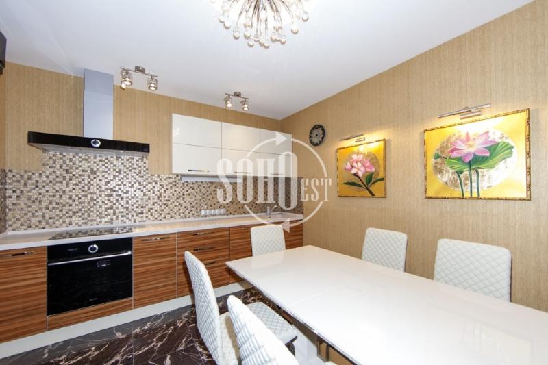 2-комн. квартира, 55 м², 23/39 этаж
