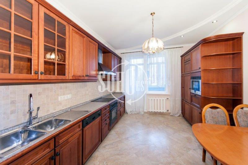 3-комн. квартира, 110 м², 5/14 этаж
