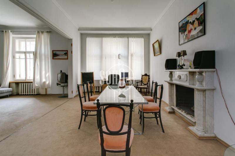 5-комн. квартира, 188 м², 3/5 этаж