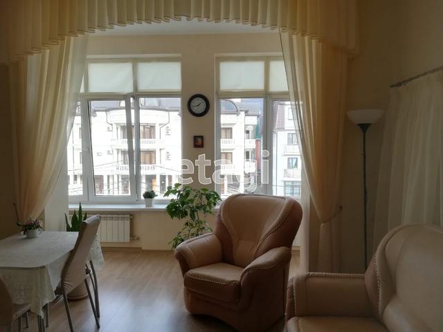 1-комн. квартира, 54 м², 3/4 этаж