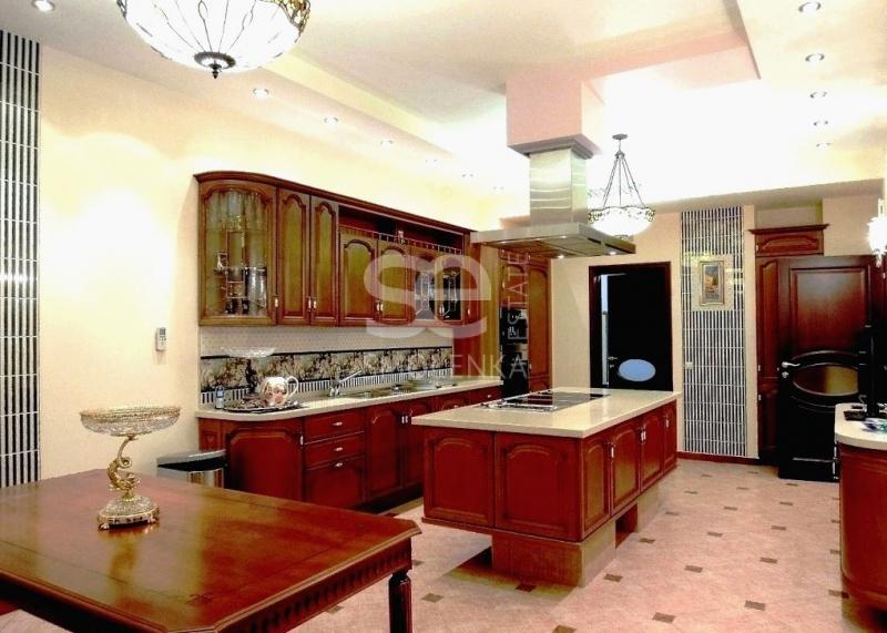 5-комн. квартира, 360 м², 6/10 этаж