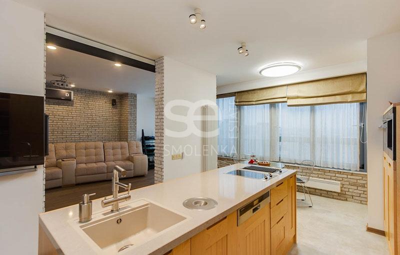2-комн. квартира, 86 м², 21/24 этаж