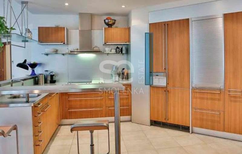 4-комн. квартира, 162 м², 2/7 этаж