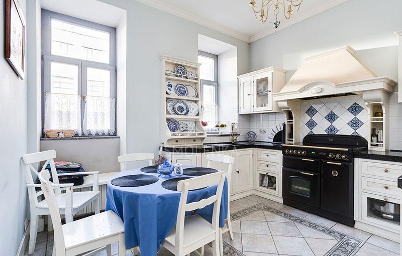 5-комн. квартира, 150 м², 3/5 этаж
