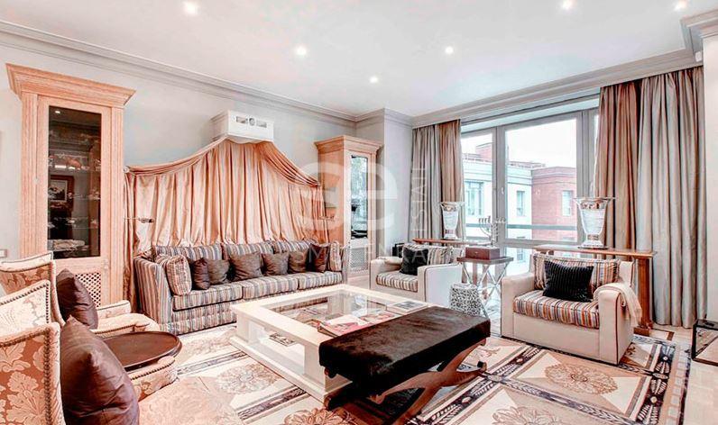 6-комн. квартира, 407 м², 5/6 этаж