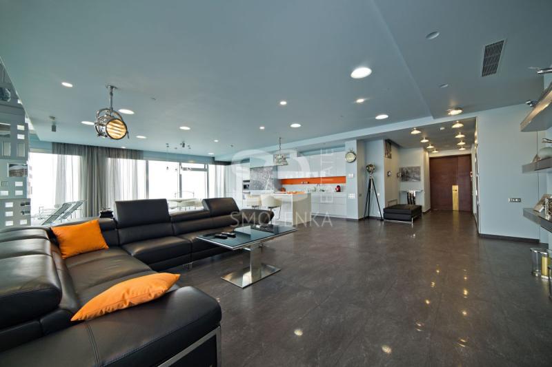3-комн. квартира, 225 м², 24/76 этаж