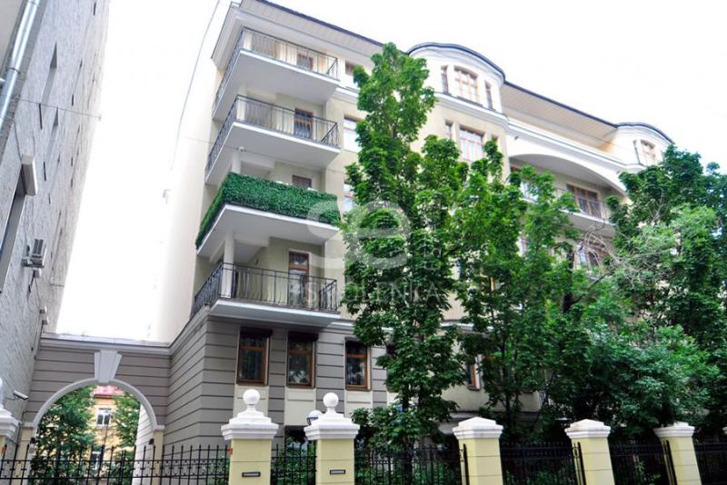 4-комн. квартира, 201 м², 3/6 этаж