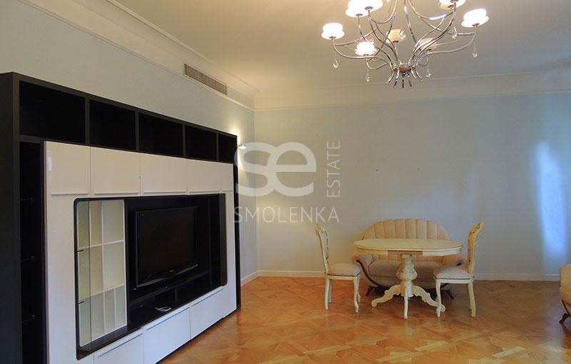 2-комн. квартира, 141 м², 2/5 этаж