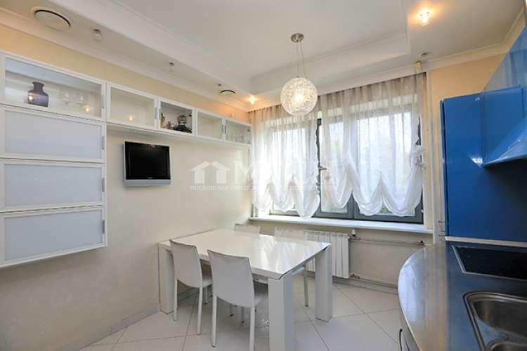 3-комн. квартира, 52 м², 4/9 этаж