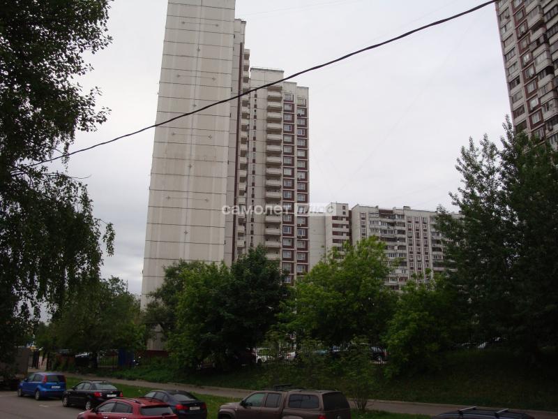 2-комн. квартира, 58 м², 12/22 этаж