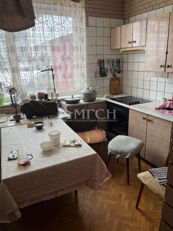 3-комн. квартира, 73 м², 1/16 этаж