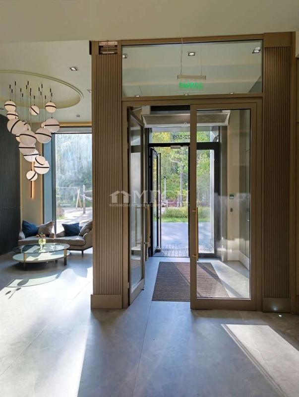 4-комн. квартира, 105 м², 13/32 этаж