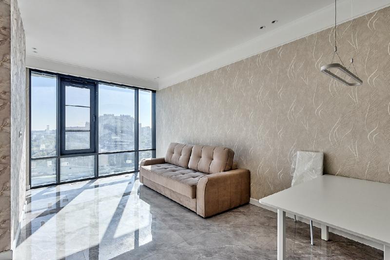 2-комн. квартира, 72 м², 15/18 этаж