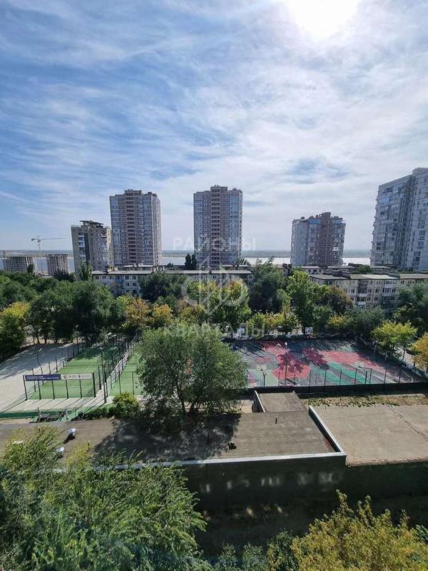 2-комн. квартира, 45 м², 8/9 этаж
