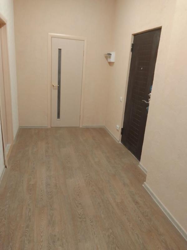 2-комн. квартира, 75 м², 1/10 этаж