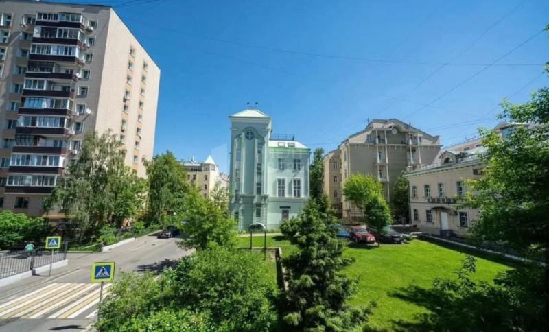 7-комн. квартира, 266.8 м², 6/6 этаж