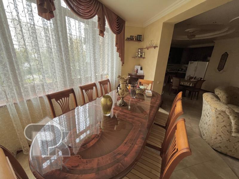 3-комн. квартира, 105.7 м², 3/16 этаж
