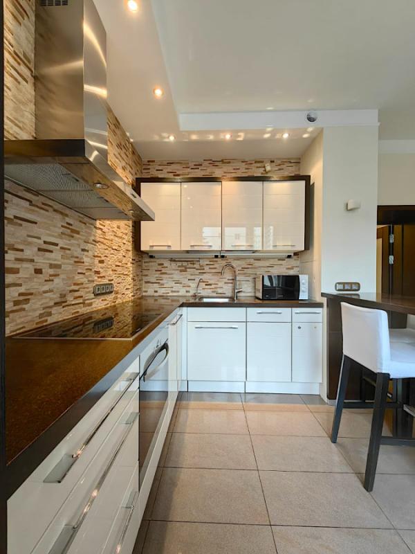 3-комн. квартира, 101 м², 3/10 этаж