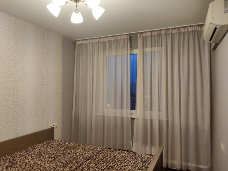 2-комн. квартира, 52 м², 15/17 этаж