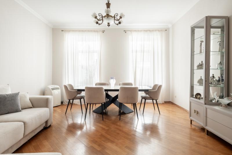 4-комн. квартира, 123.8 м², 2/5 этаж