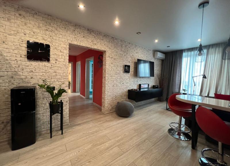 4-комн. квартира, 81.2 м², 6/25 этаж
