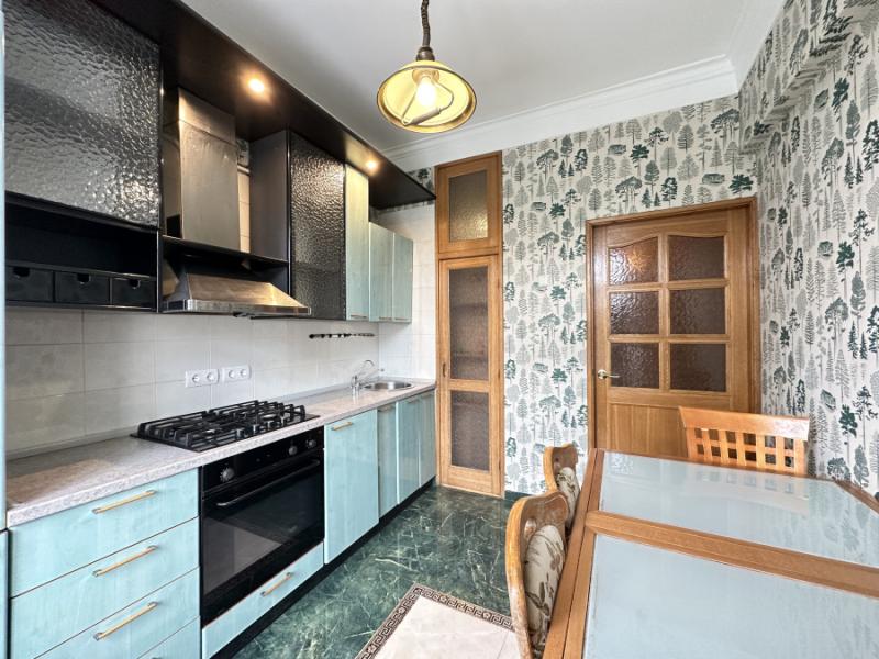 2-комн. квартира, 56 м², 6/14 этаж