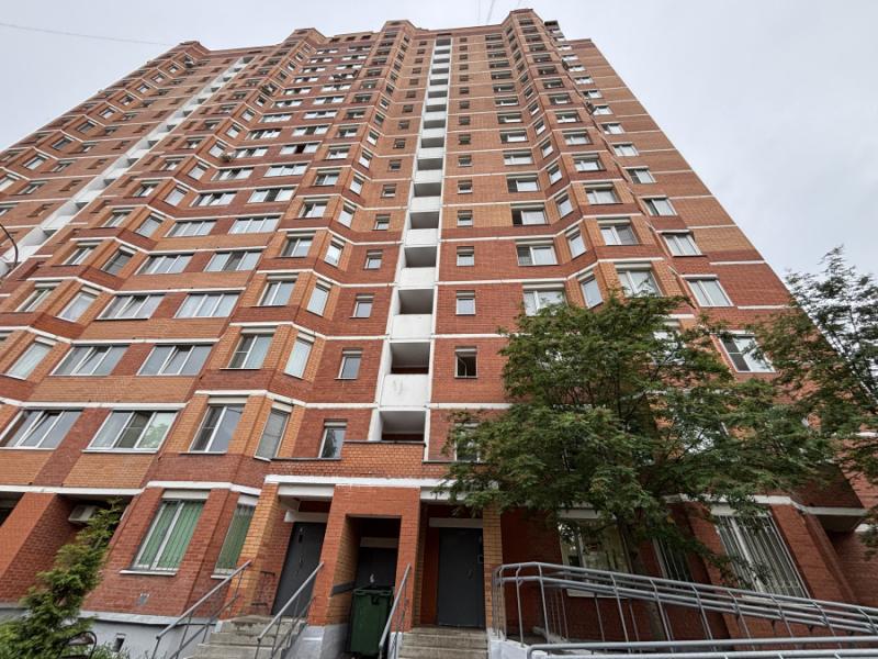 2-комн. квартира, 62 м², 2/17 этаж