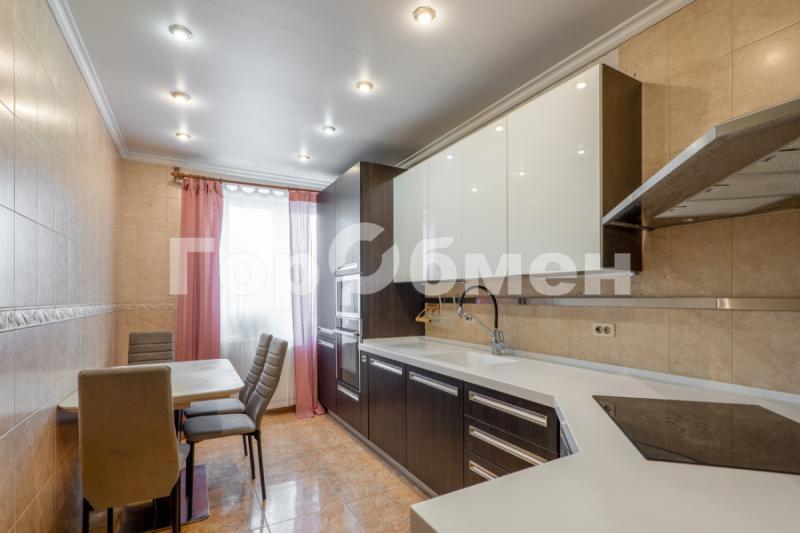 3-комн. квартира, 97.3 м², 4/17 этаж