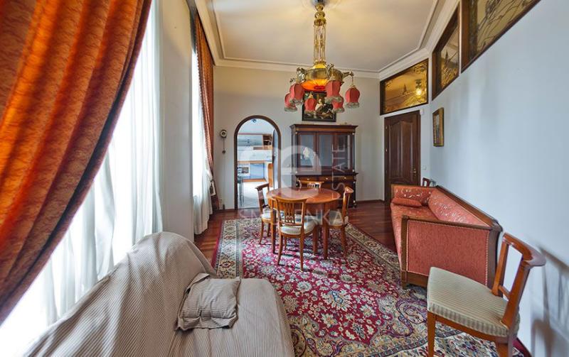 3-комн. квартира, 110 м², 4/4 этаж