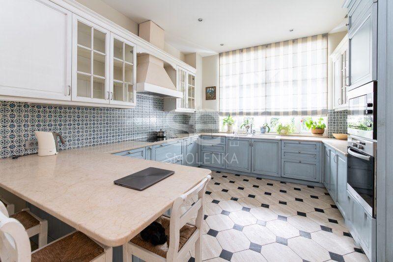 6-комн. квартира, 402 м², 1/4 этаж