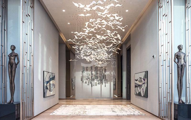 3-комн. квартира, 101.8 м², 59/77 этаж