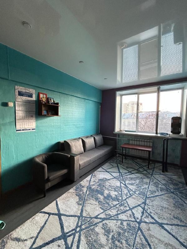 1 комната в 3-комнатной квартире, 19.6 м²