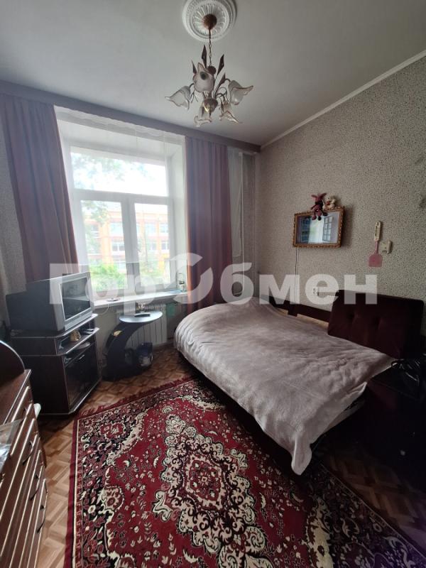1 комната в 3-комнатной квартире, 14.10 м²