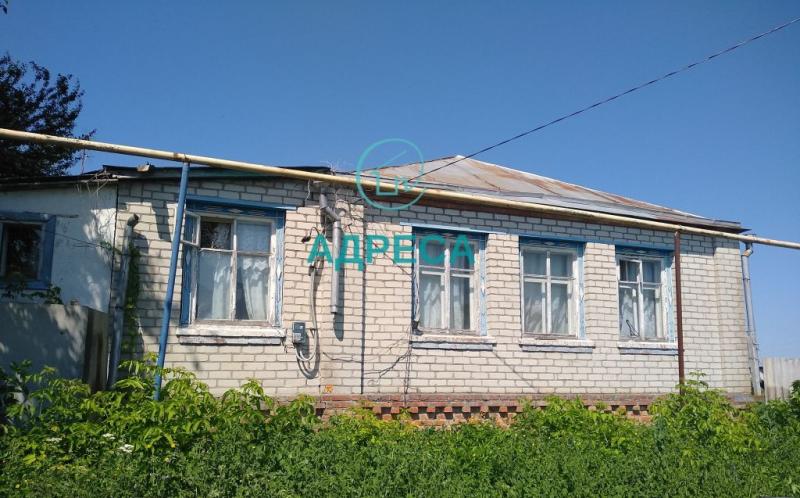 Дом, Белгородская область, с. Великомихайловка, Октябрьская улица. Фото 1