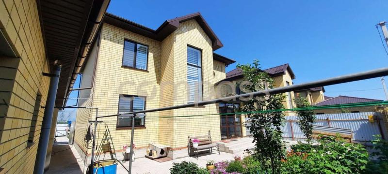 Дом, 144.4 м², 6 сот.