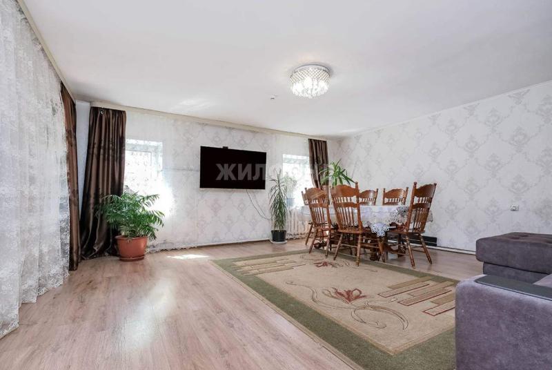 Дом, 140.6 м², 3 сот.