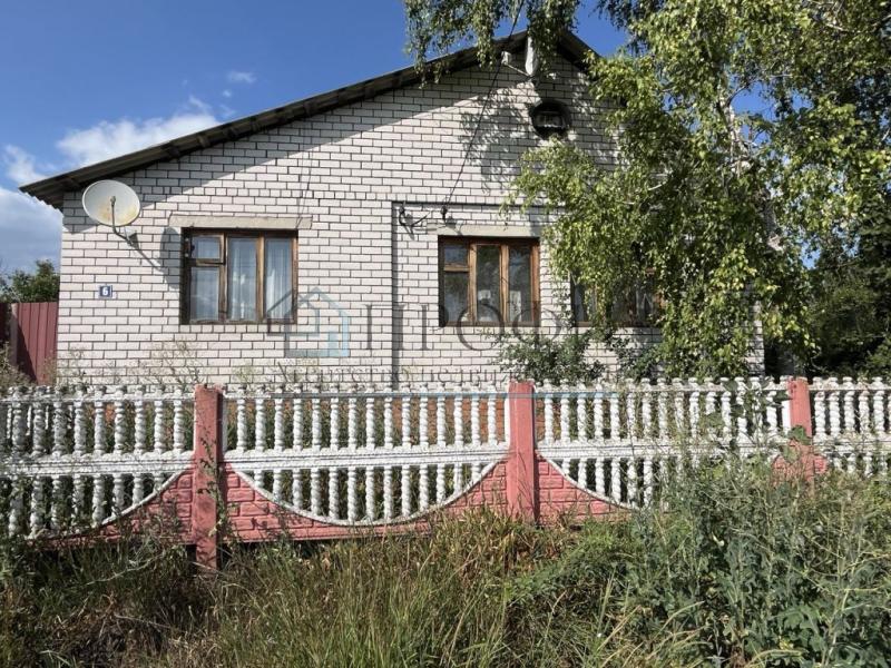 Дом, Белгородская область, с. Подвислое, Солнечная улица. Фото 1