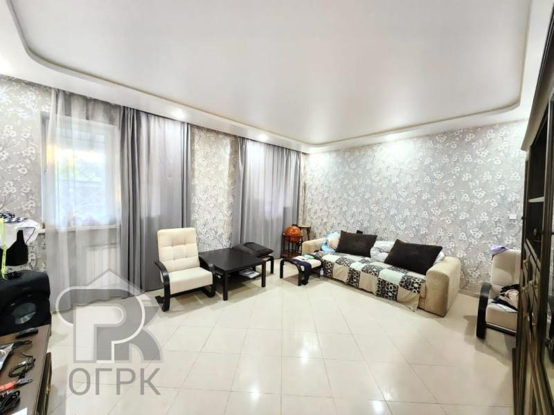 Дом, 188.8 м², 6 сот.