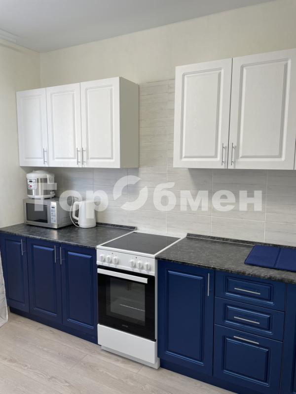 2-комн. квартира, 56 м², 8/17 этаж