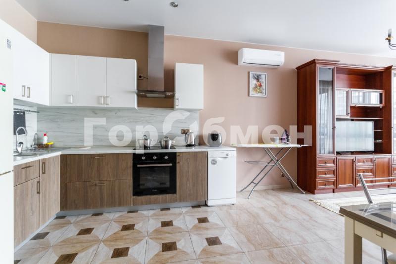 2-комн. квартира, 47 м², 12/14 этаж
